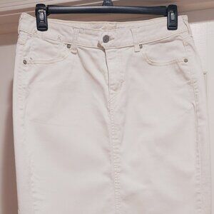 Levi Strauss & Co Off White Denim knee length skirt Sz 12